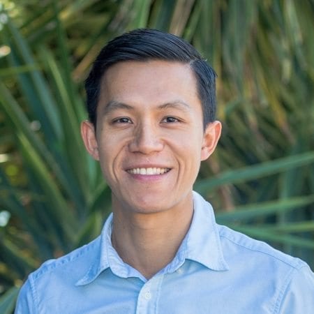 Dr Sir-Kit Leong